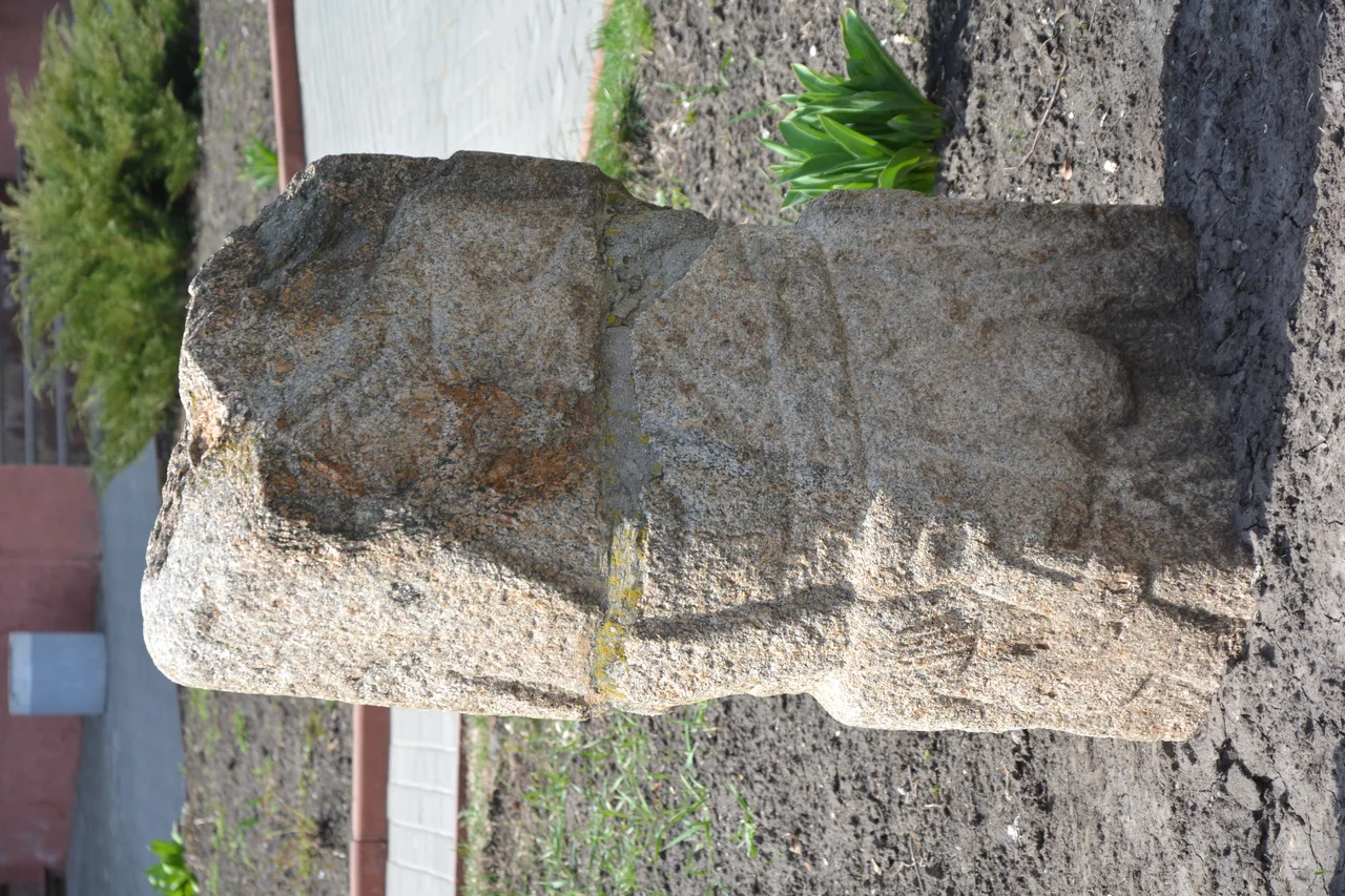 Scythian stone sculpture VI- VII century B.C. made from pink granite, revealed either near Lyta Mohyla kurgan or near Mel’gunov kurgan (now- Kucherivka village in Kirovograd region in Ukraine) in year of 1763 by Oleksiy Petrovich Mel’gunov (1722-1788), the governor-general of Novorossiya province of Russian empire in that time. O.P.Mel’gunov was the first who started archeological excavations near Dnieper so all the golden and silver treasures found by him during the years of these archeological studies at current Ukrainian territory are stored now in the Hermitage Museum in Russia. The statue belongs to unique collection of Scythian stone sculpture of Kirovograd regional museum of local history; the collection includes 6 statues of VI – IV century B.C. that characterizes it as the one of the largest in Ukraine considering the age of sculptures