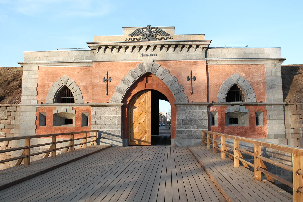 External facade of the Nicholas Gate in Daugavpils Fortress