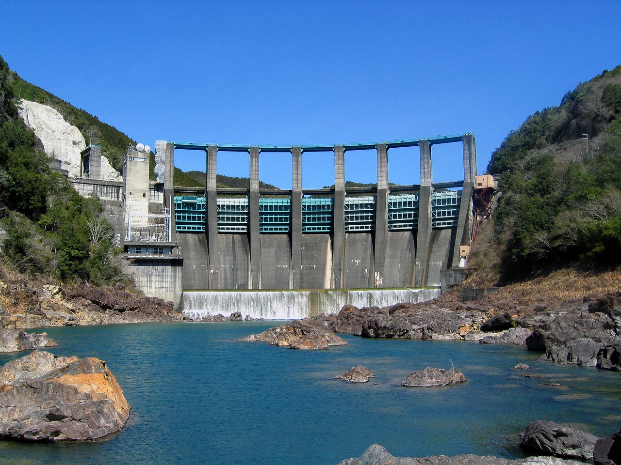 Nanairo Dam
Location: Japan Nara,Pref Shimokitayama,Village