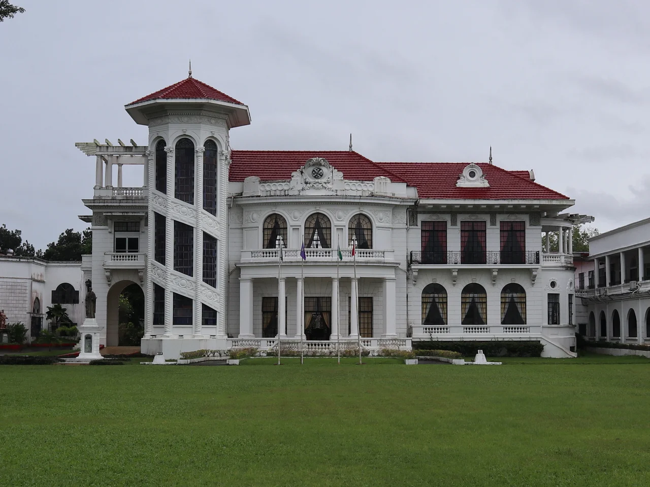 Angelicum School Iloilo Lizares Mansion, Radial Road 4, Jaro, Iloilo City