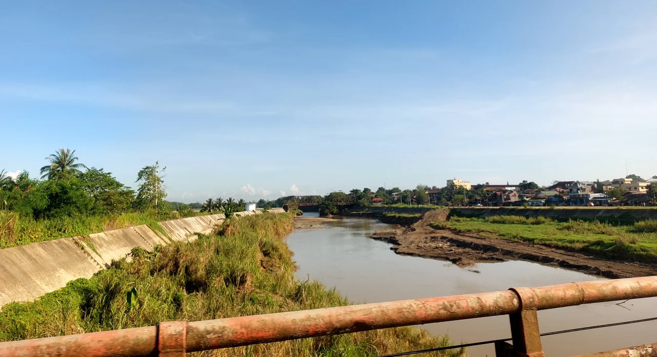 Jalaur River passing through Passi, Iloilo, May 2022