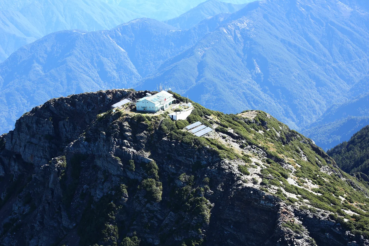 冬季的玉山北峰玉山氣象站
This is a picture of the protected area listed at WDPA under the ID 9030