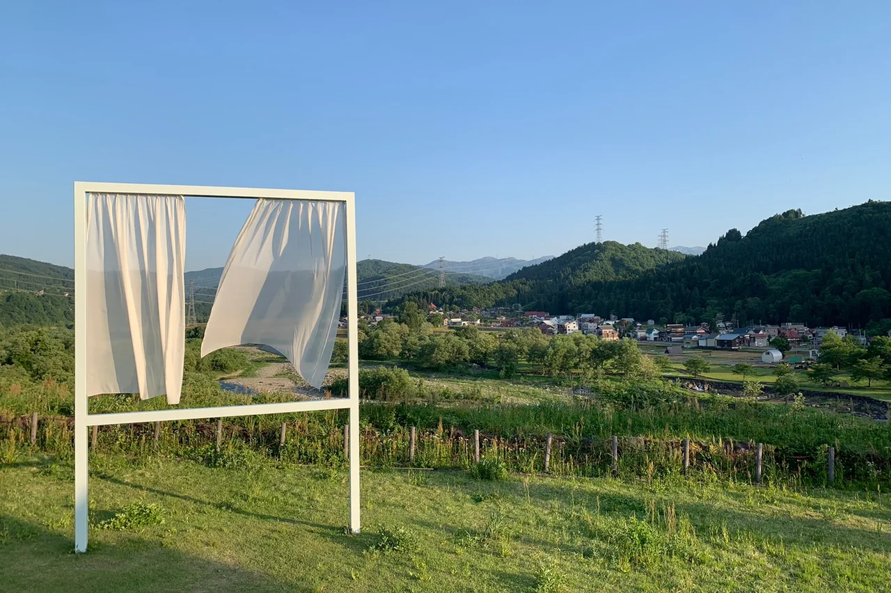 新潟県十日町市 大地の芸術祭作品「たくさんの失われた窓のために」(2022年5月)
